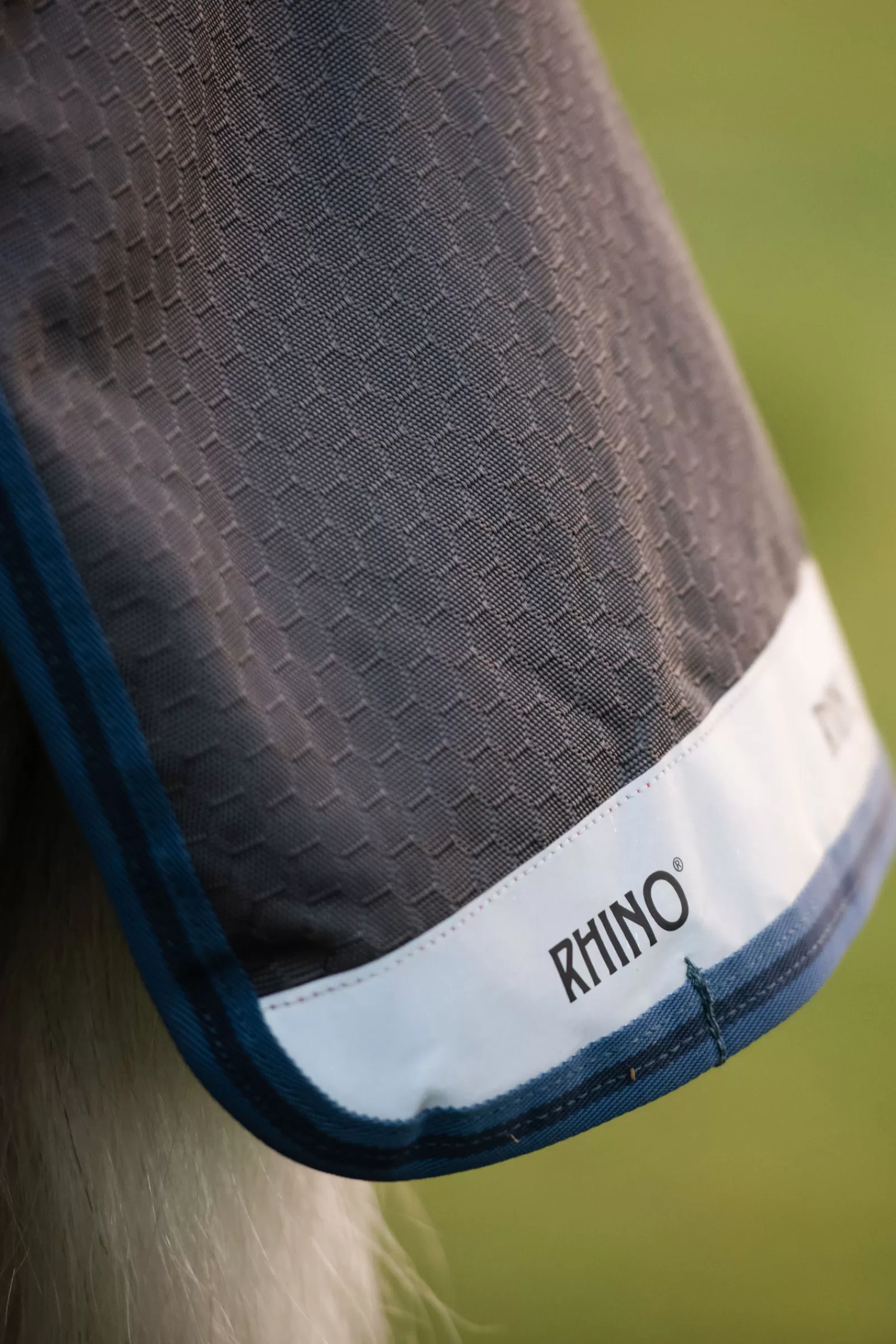 Store Couverture D'Exterieur Rhino Hexstop Plus Vari-Layer, 250 G Couvertures D'Exterieur Cheval
