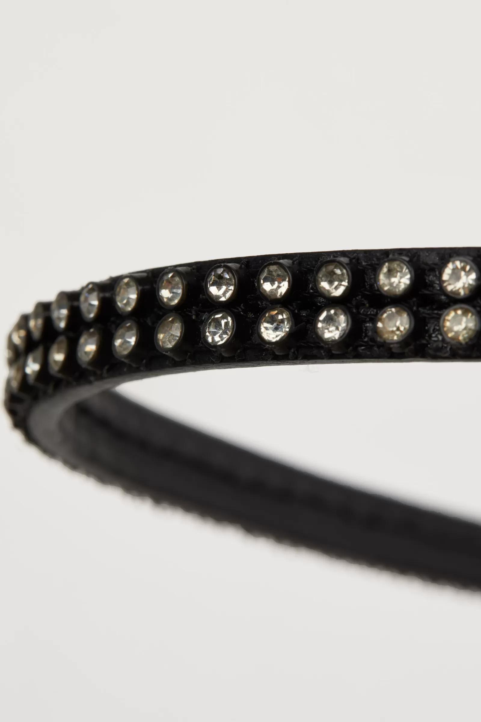 Shop Filet En Cuir Avec Frontal Decore Cristal Bridons Et Filets