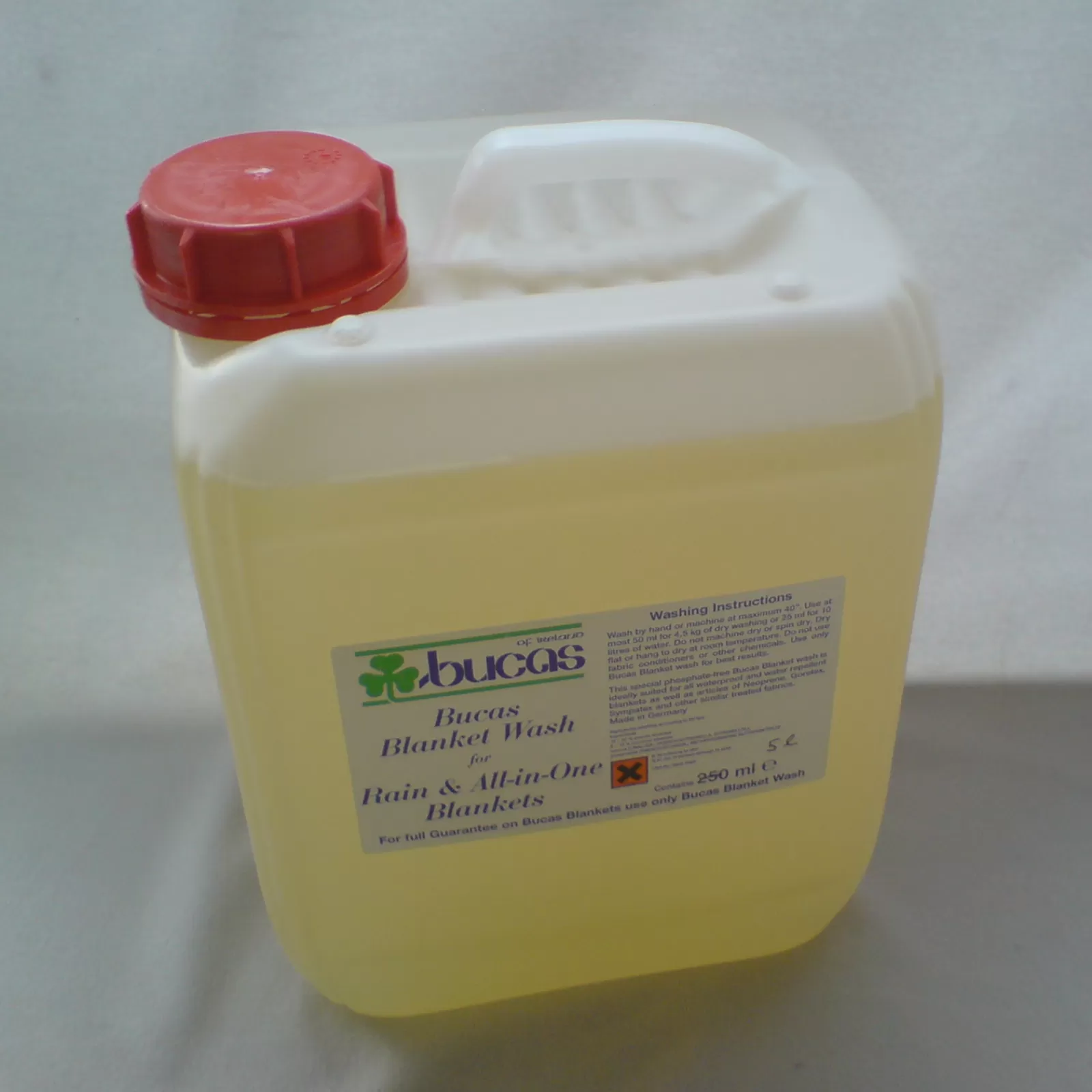 Outlet Produit De Lavage Pour Couverture, 5 L Entretien Du Materiel