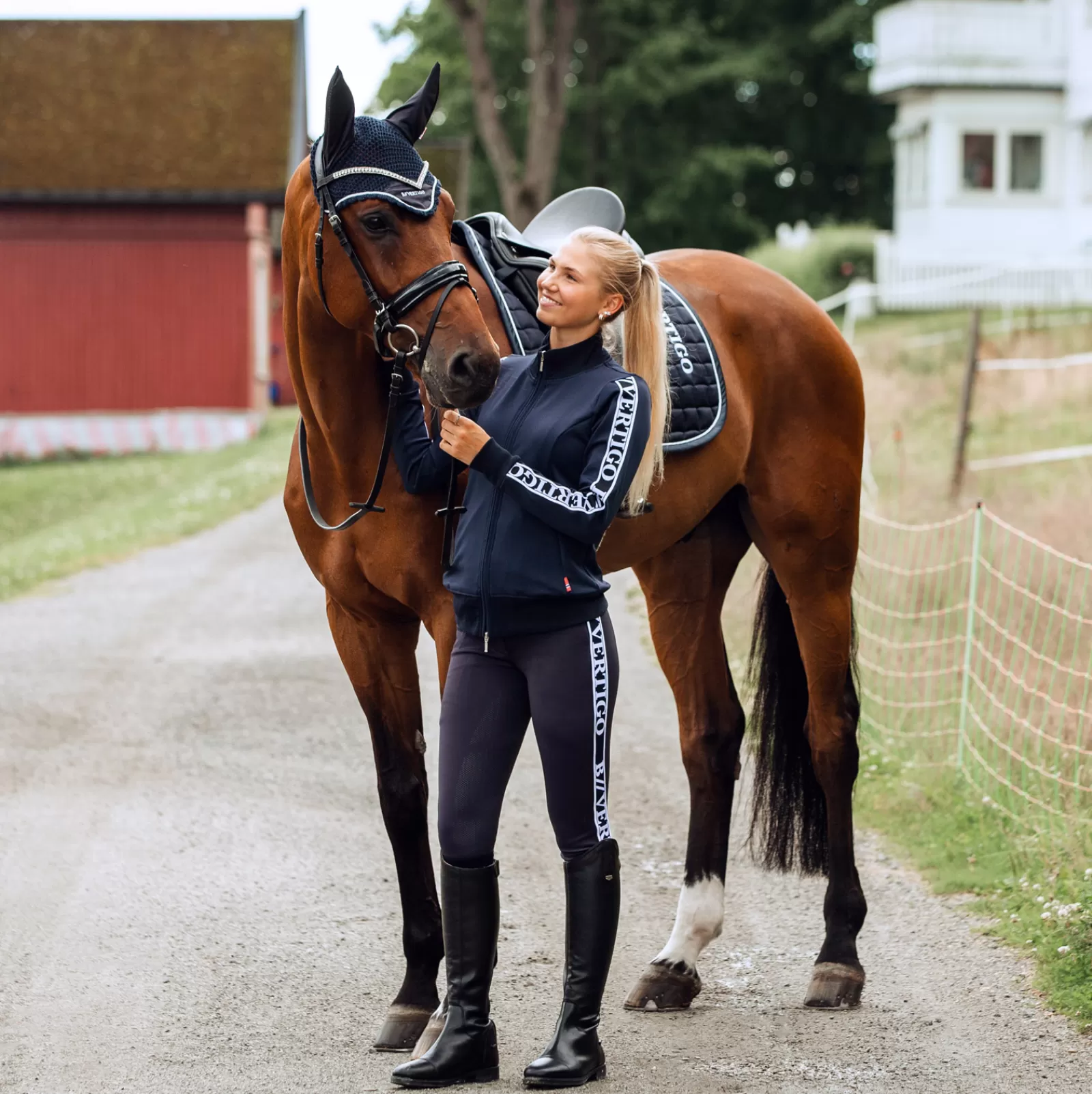 Best Sale Tapis De Selle De Dressage B Vertigo Gillam Tapis Dressage